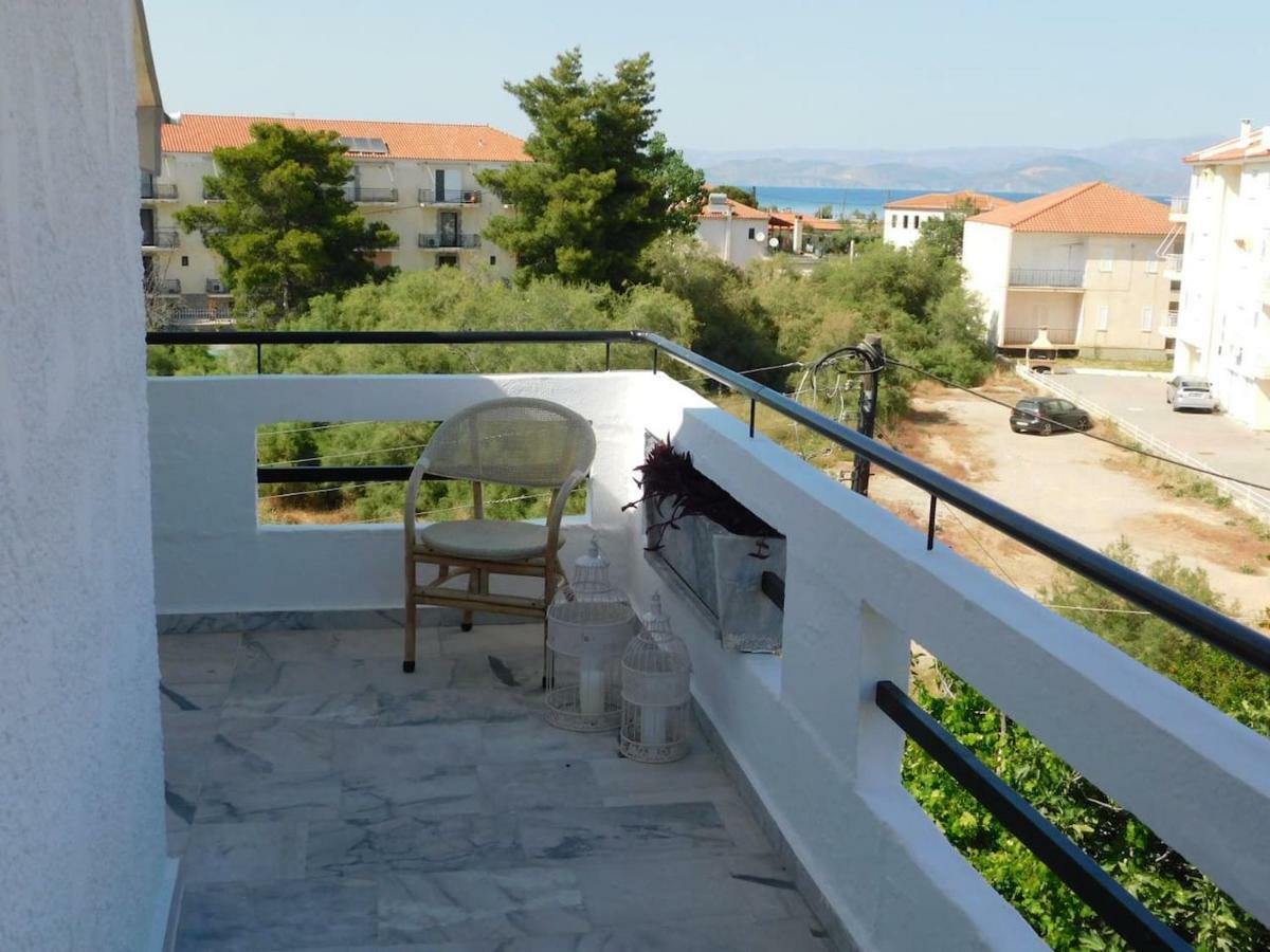 A Bright Home Away From Home Parálion Ástros 外观 照片