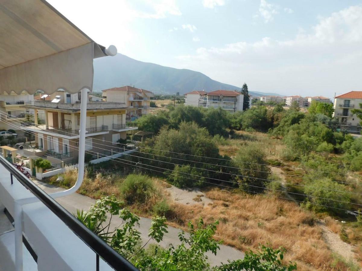 A Bright Home Away From Home Parálion Ástros 外观 照片