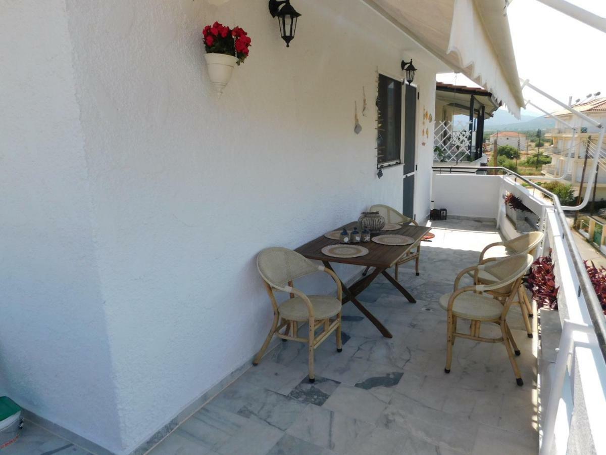 A Bright Home Away From Home Parálion Ástros 外观 照片
